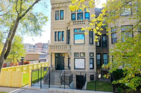 Luxury 3 bedroom in Bronzeville
